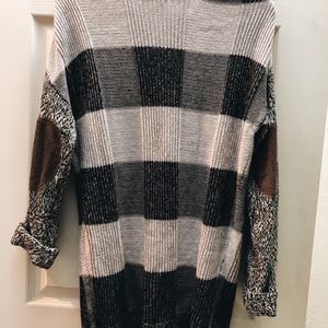 BDG Sweater